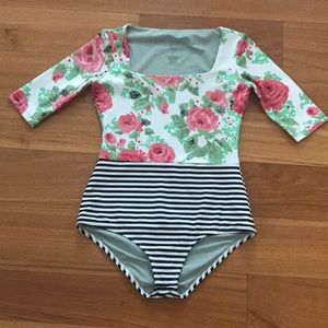 NWOT - Seea Zuma One Piece size Medium